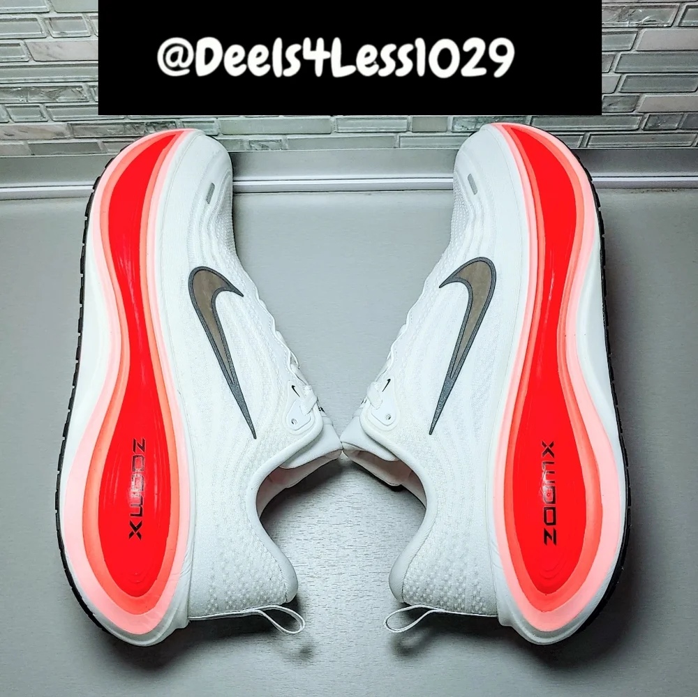 Nike Air Zoom Vomero Plus Mens Size 11.5 Extra Wide White Bright Crimson Black